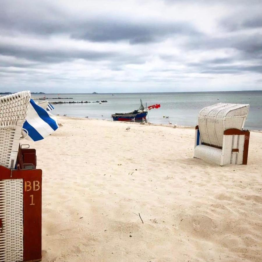 Fewo Sonnendeck Familien-Strandnah-Garten-Hunde-Sport-Und Schwimmbadnah-Hansapark Sierksdorf Esterno foto